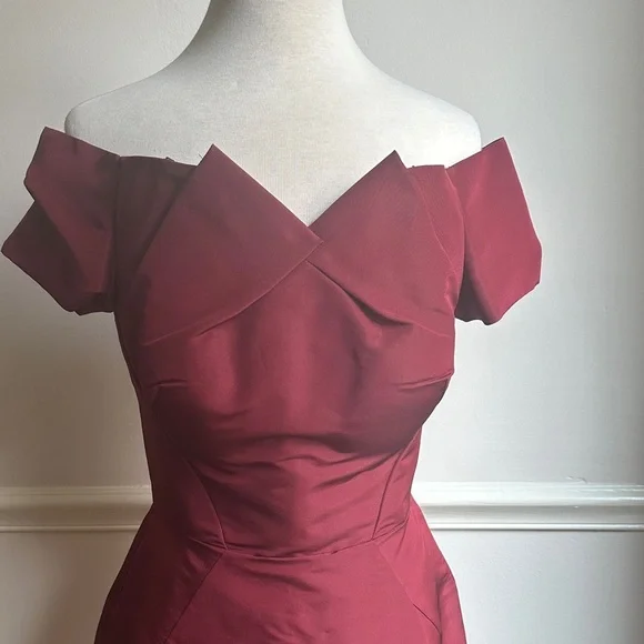 Zac Posen Strapless Dress in Deep Red Burgundy Size 6 NWT